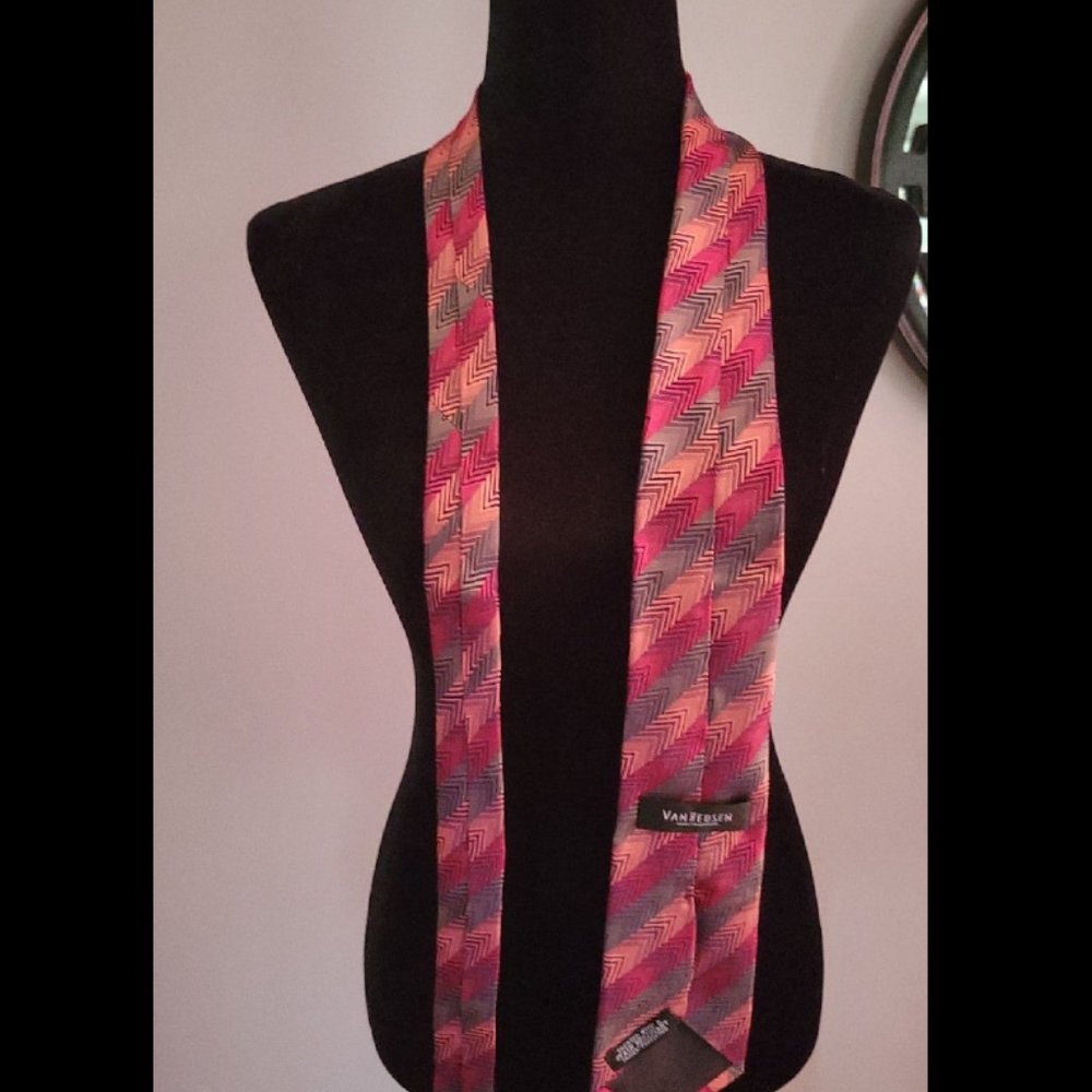 Van Heusen Silk Tie